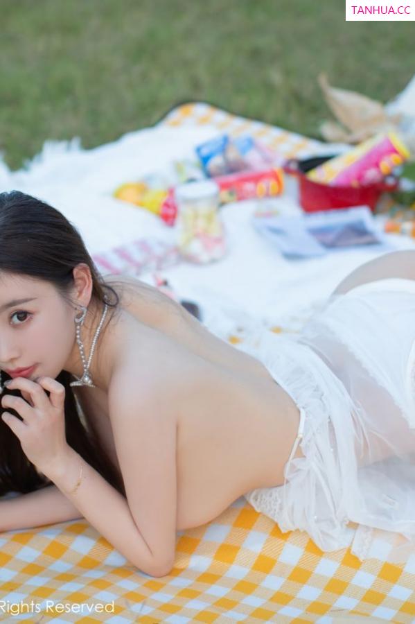 杨晨晨 sugar小甜心CC [XiuRen]高清写真图 2022.01.12 No.4455 杨晨晨Yome第53张图片